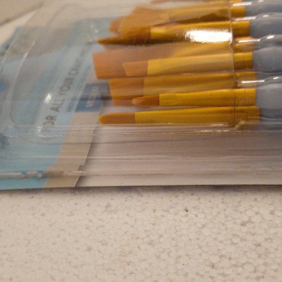 *Sold* Carfters choice paint brushes - Picture 4 of 5